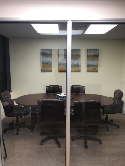 1136-03.MeetingRoom1-413x550.jpg