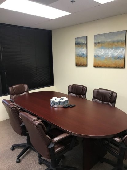 1136-04.MeetingRoom2-413x550.jpg