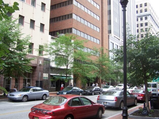 942-913-N-Market-1.jpg